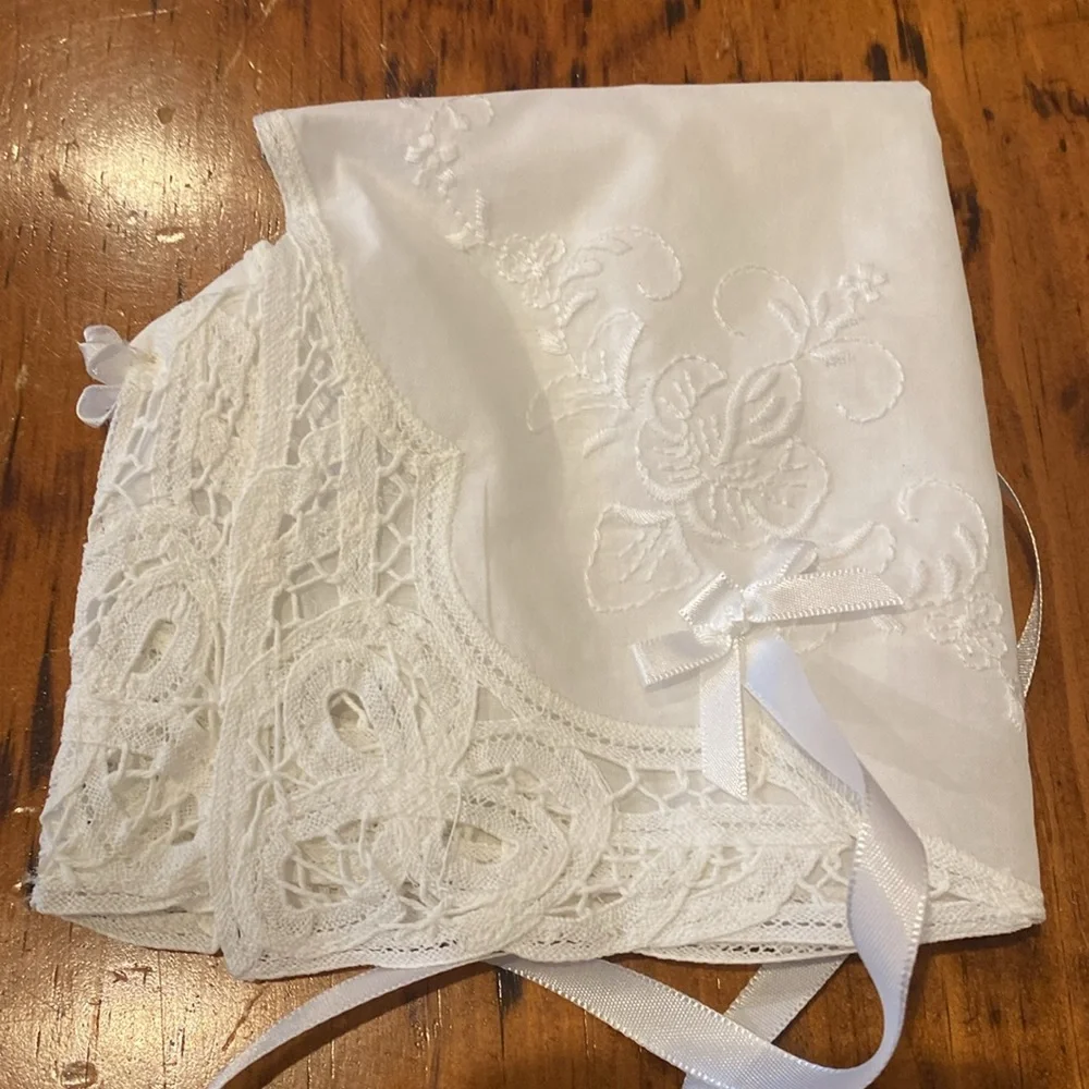 Unisex christening bonnet hat religious white